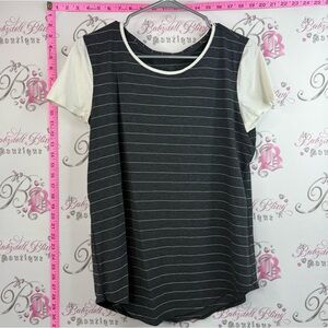 lululemon athletica T-shirt Charcoal Striped Short-Sleeve Tee with Cream Accents